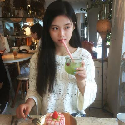 接近无限的白